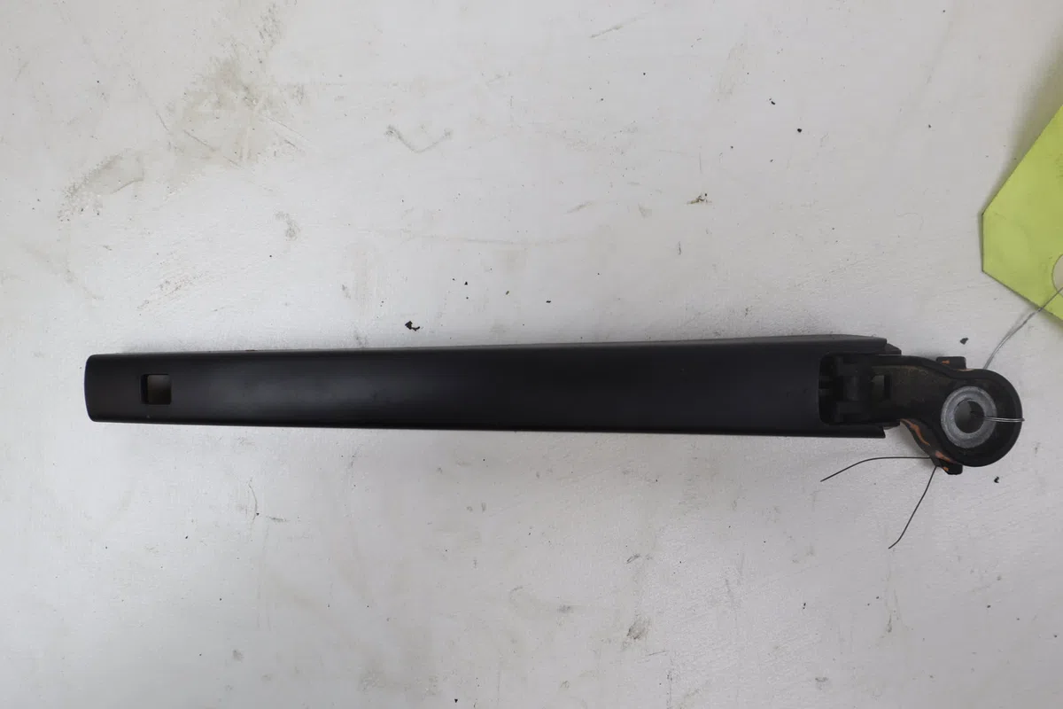 Bras essuie-glace arrière Volkswagen POLO V (6R1, 6C1) 1.4 (6r1) (2009-2014) occasion