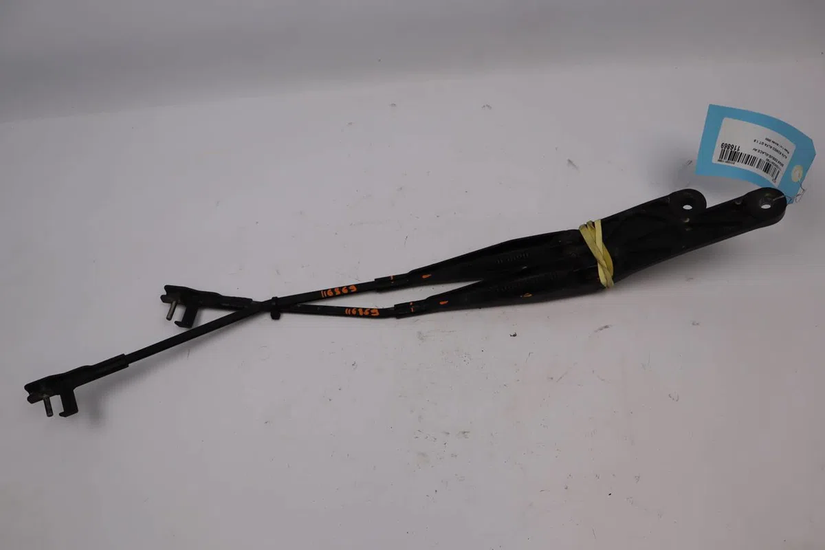 Bras essuie-glace avant Alfa romeo GT (937_) 1.9 jtd (937cxn1b) (2003-2010) 3 portes occasion — photo 3