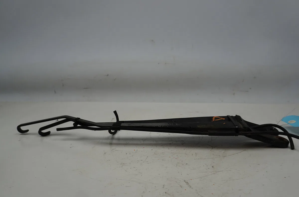 Bras essuie-glace avant Alfa romeo SPIDER (916_) 2.0 t.spark 16v (916s2c00) (1995-2005) occasion — photo 2
