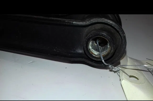 Bras essuie-glace avant Bmw 3 Touring (E46) 318 d (2002-2003) occasion — photo 3