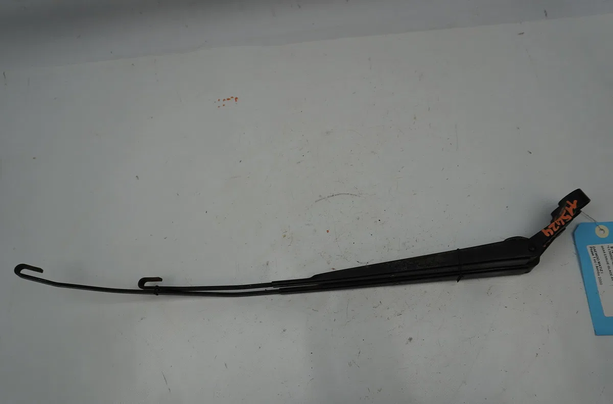 Bras essuie-glace avant Daewoo MATIZ (M100, M150) 0.8 (1998) 5 portes occasion — photo 2