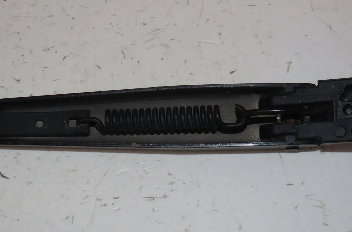 Bras essuie-glace avant droit Audi A3 (8P1) 1.9 tdi (2003-2010) 3 portes occasion — photo 2
