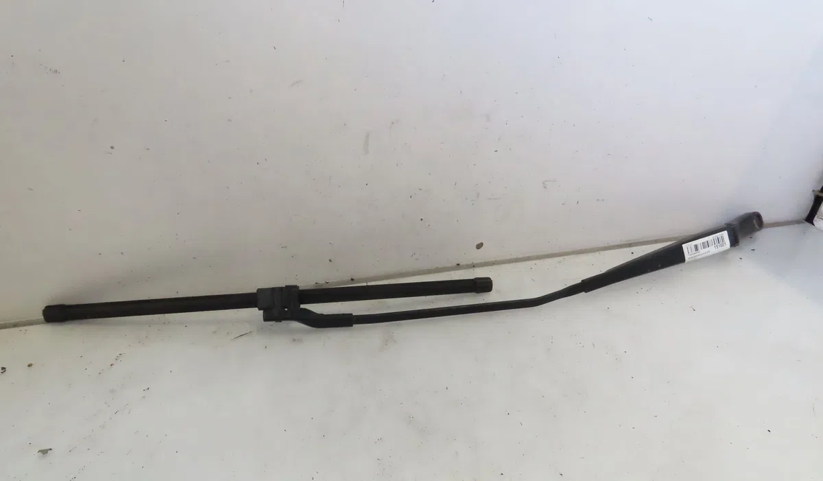 Bras essuie-glace avant droit Audi A3 (8P1) 2.0 tdi 16v (2003-2012) 3 portes occasion — photo 2