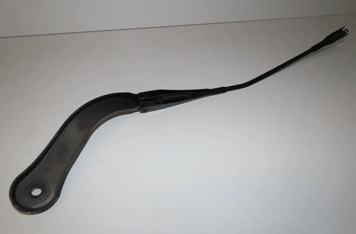 Bras essuie-glace avant droit Bmw 3 (E90) 318 d (2007-2011) occasion