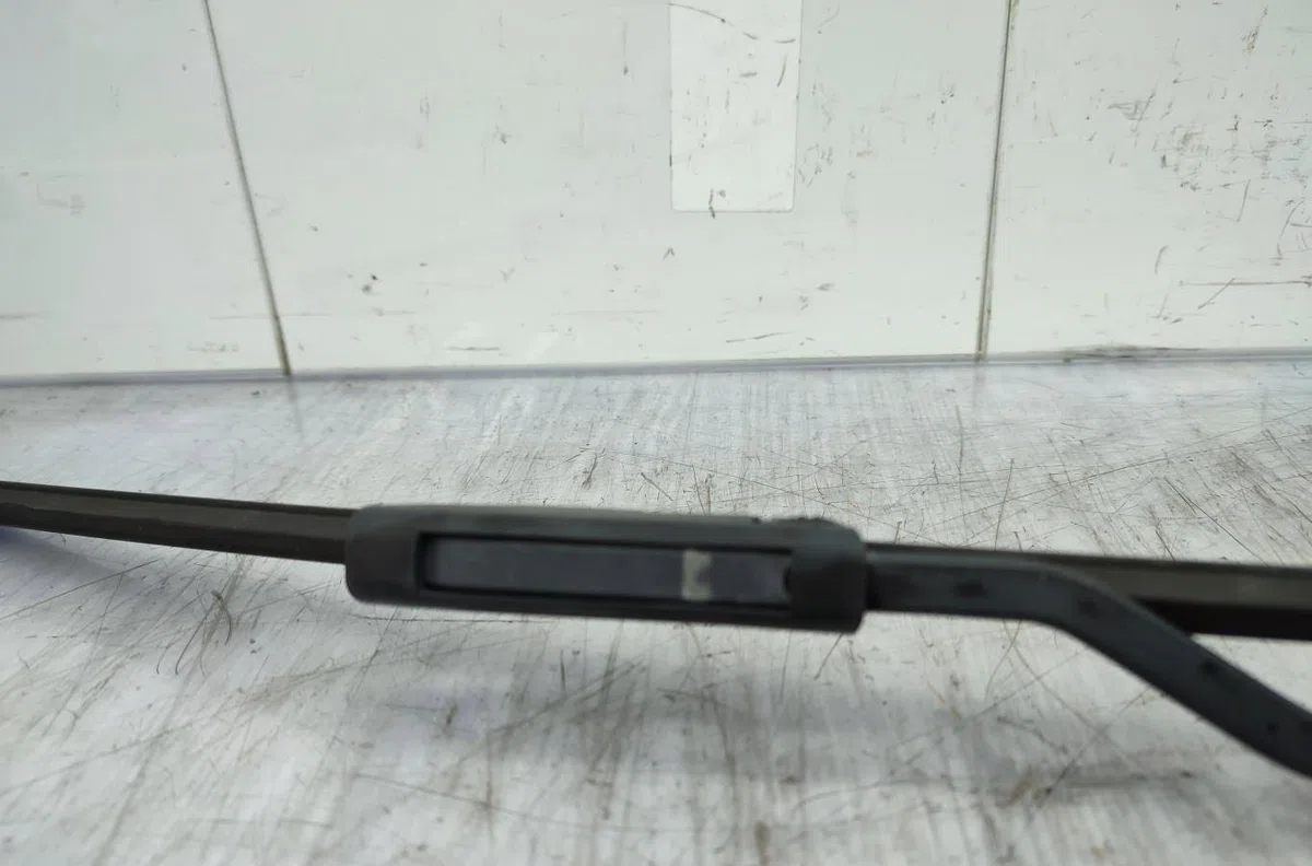 Bras essuie-glace avant droit CITROEN C3 2 PHASE 1 occasion