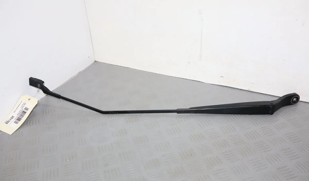 Bras essuie-glace avant droit Citroen C3 III (SX) 1.2 puretech 82 (2018) 5 portes occasion