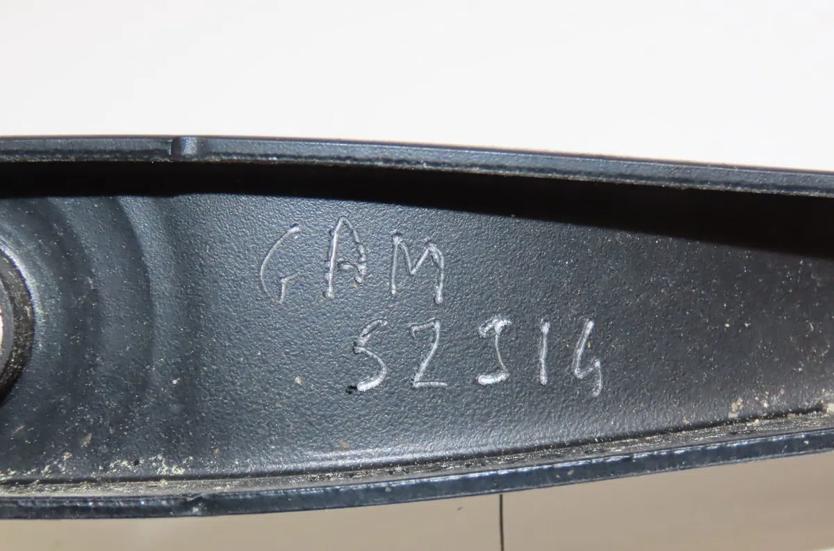 Bras essuie-glace avant droit Dacia DUSTER (HM_) 1.3 tce 150 (hmm3) (2019) occasion — photo 3