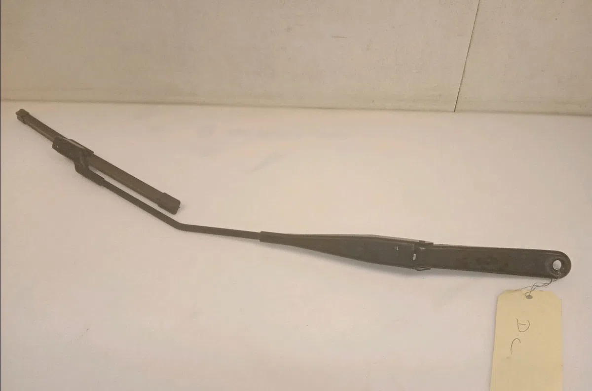 Bras essuie-glace avant droit Ford FIESTA VI (CB1, CCN) 1.5 tdci (2012-2017) occasion