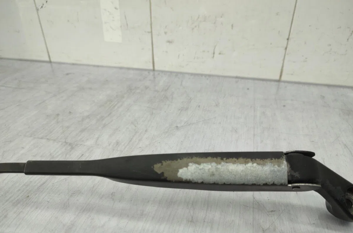 Bras essuie-glace avant droit FORD KA 2 PHASE 2 occasion — photo 2