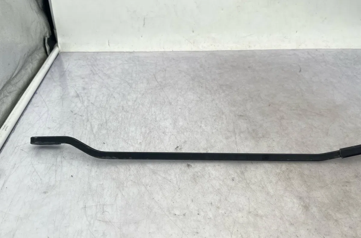Bras essuie-glace avant droit HONDA CIVIC 7 PHASE 1 occasion