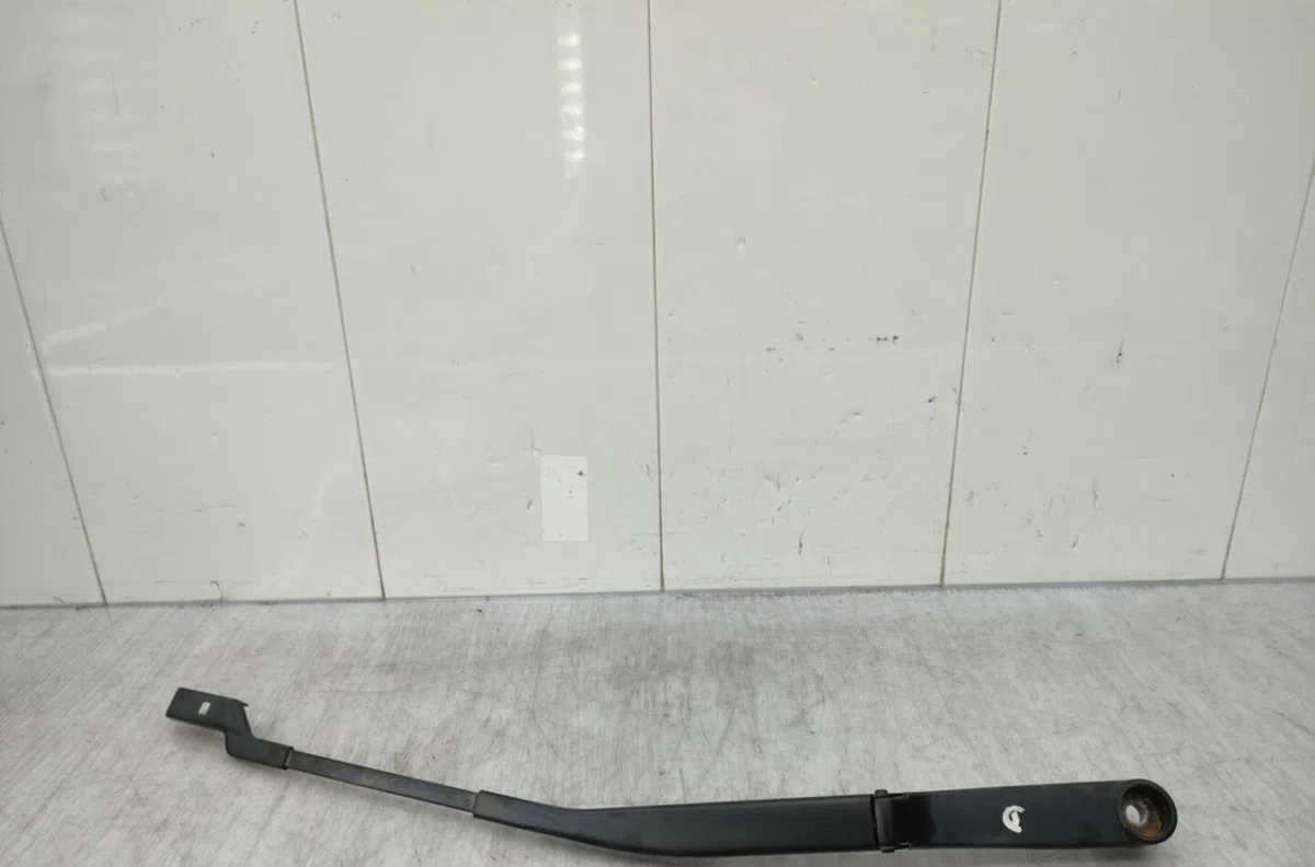 Bras essuie-glace avant droit KIA CEE-D 1 SPORT WAGON PHASE 1 BREAK occasion — photo 2