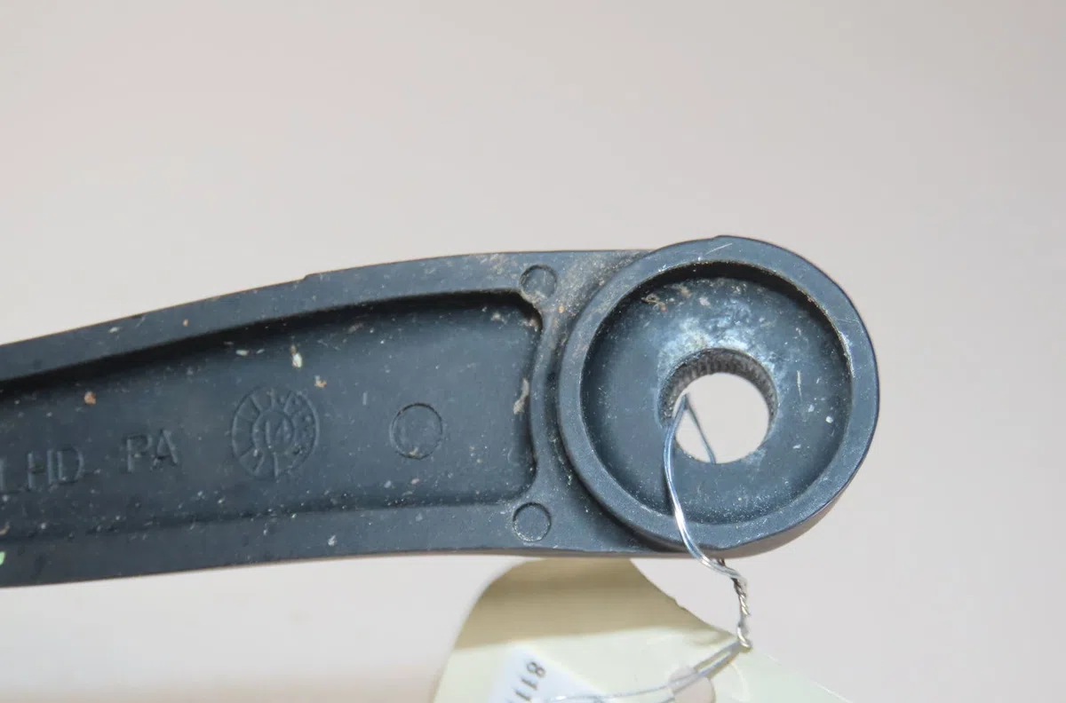 Bras essuie-glace avant droit OPEL ANTARA occasion — photo 2