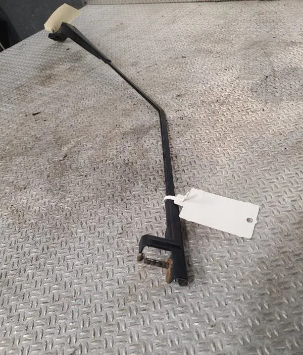 Bras essuie-glace avant droit Peugeot 207-207 (WA_, WC_) 1.4 hdi (2006-2015) 5 portes occasion