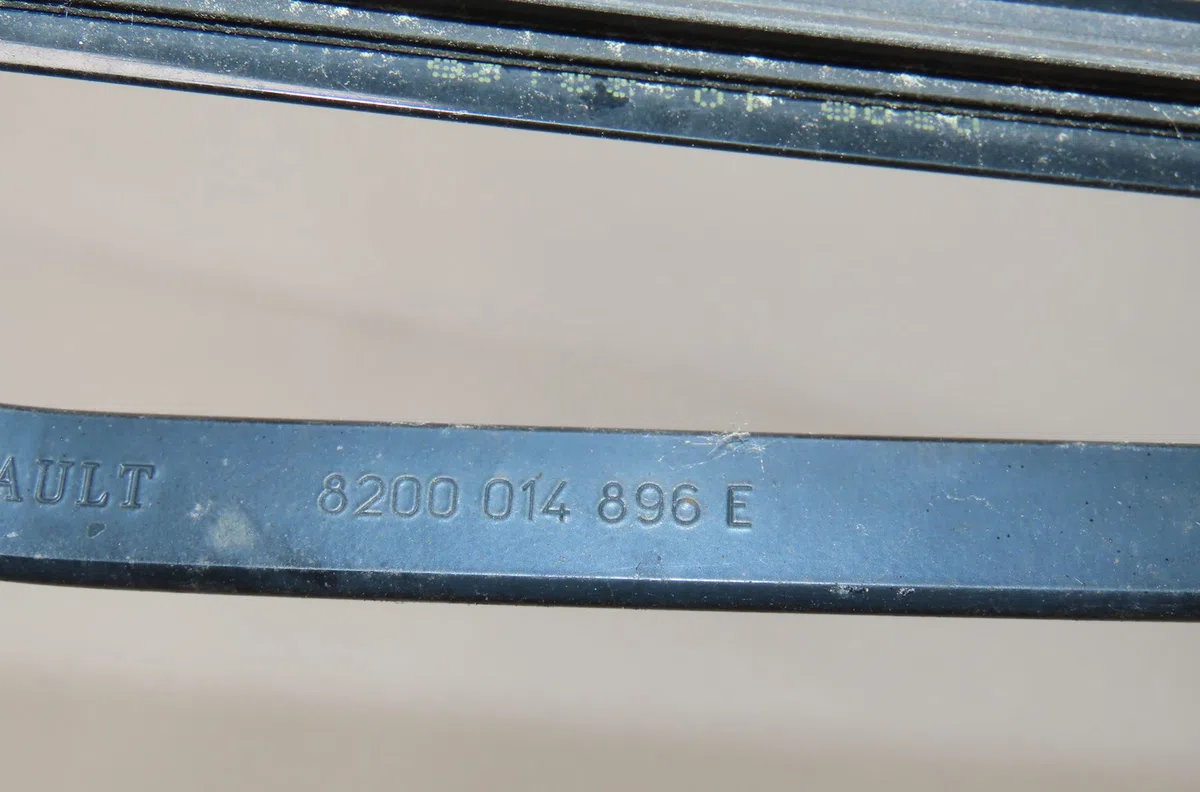 Bras essuie-glace avant droit Renault ESPACE IV (JK0-1_) 2.2 dci (jk0h) (2002-2006) occasion — photo 2