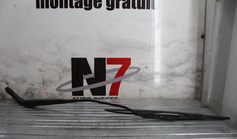 Bras essuie-glace avant droit RENAULT MEGANE 2 PHASE 1 occasion — photo 2