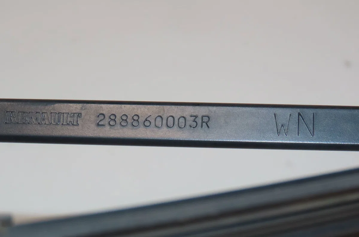 Bras essuie-glace avant droit Renault SCÉNIC III (JZ0-1_) 1.9 dci (jz0j, jz1j, jz1k, jz1s) (2009) occasion — photo 2