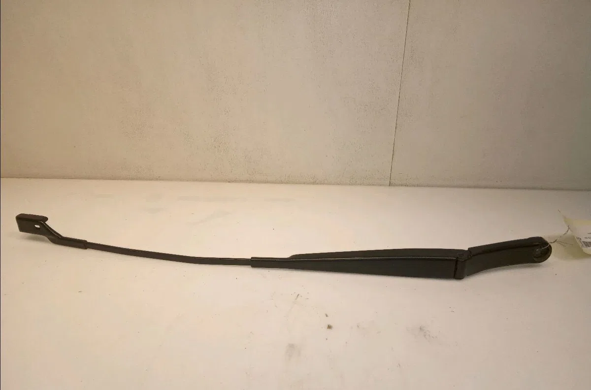 Bras essuie-glace avant droit Skoda YETI (5L) 2.0 tdi (2011-2017) occasion