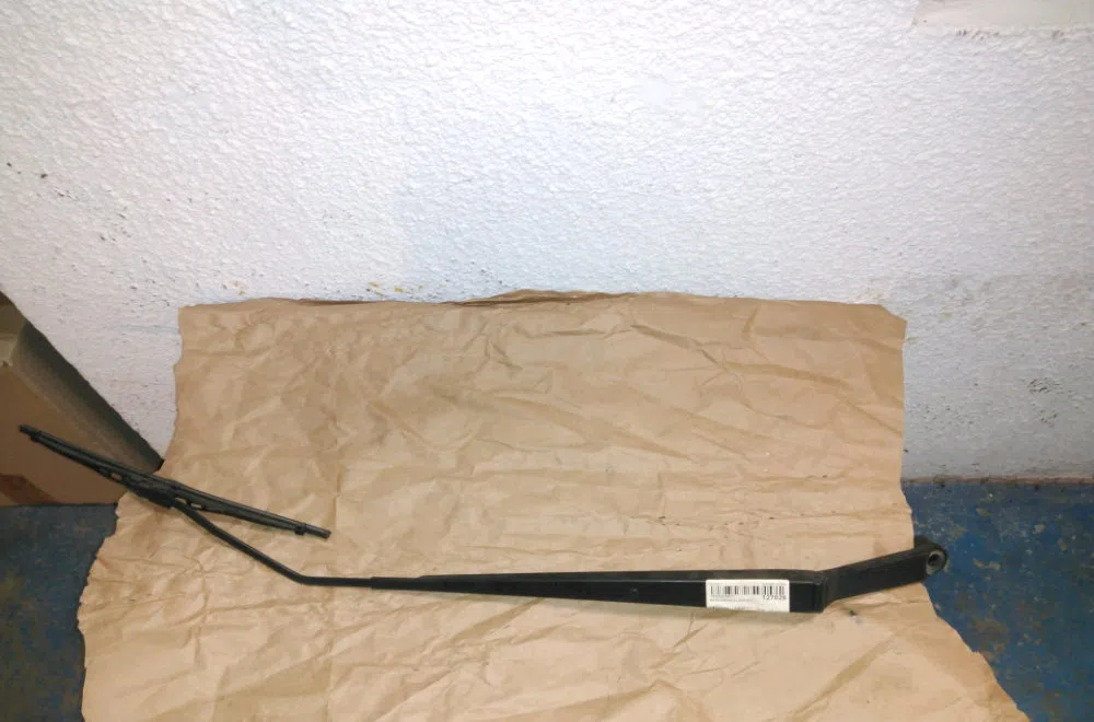 Bras essuie-glace avant droit Suzuki SX4 (EY, GY) 1.9 ddis 4x4 (rw 419d) (2006) occasion — photo 4