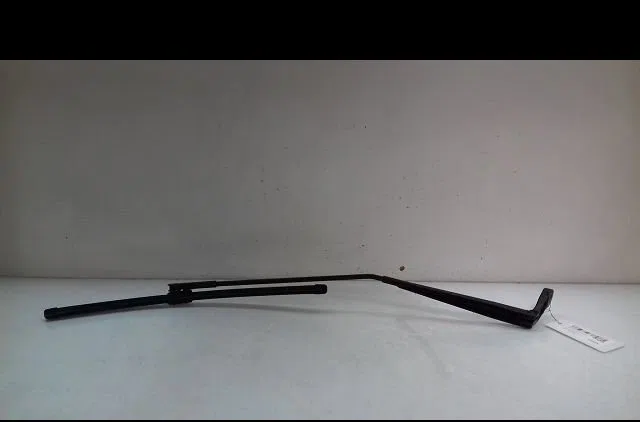 Bras essuie-glace avant droit Volkswagen FOX 3-5 portes (5Z1, 5Z3, 5Z4) 1.2 (2005-2011) occasion — photo 2
