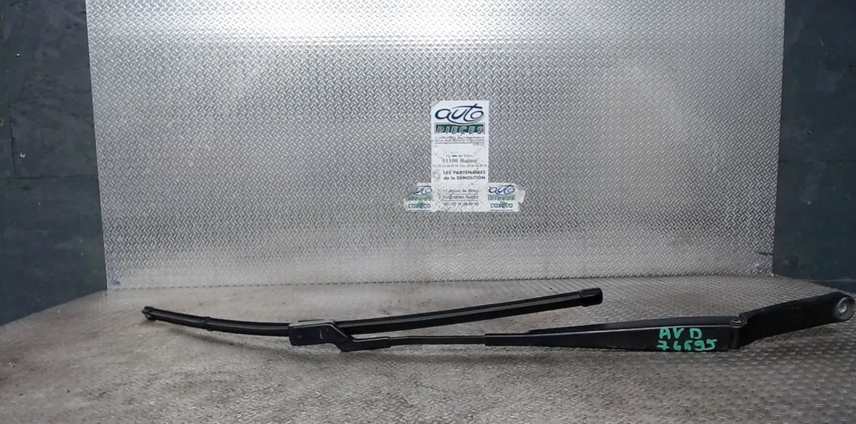 Bras essuie-glace avant droit VOLKSWAGEN GOLF 6  GOLF 6 occasion — photo 2