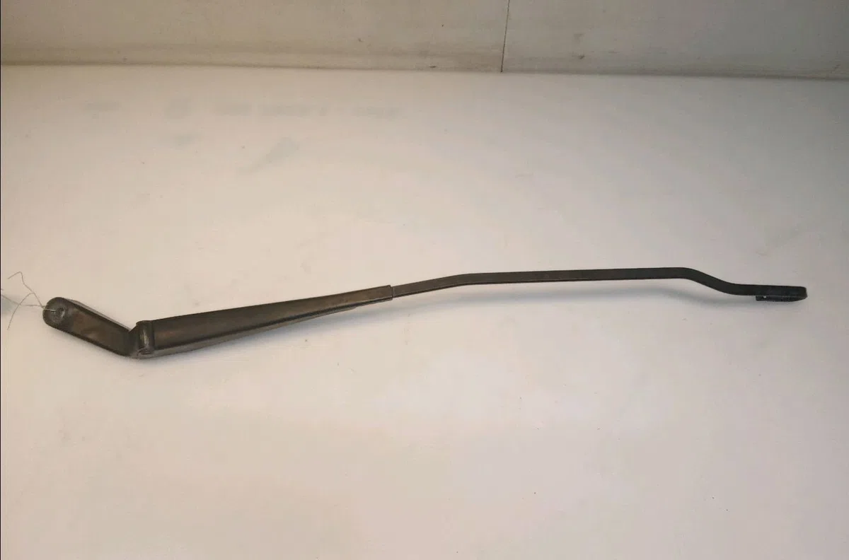 Bras essuie-glace avant droit Volkswagen GOLF III (1H1) 1.9 tdi (1993-1997) occasion — photo 4
