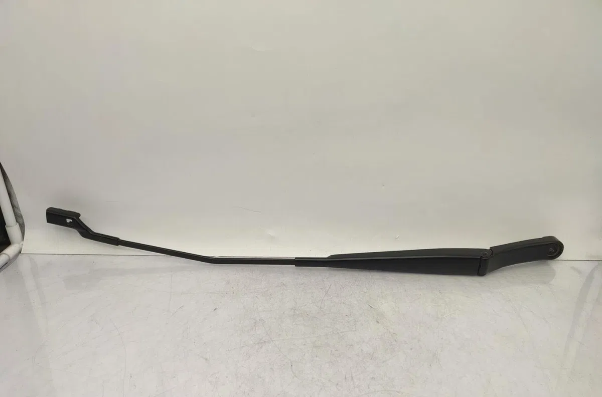 Bras essuie-glace avant droit VOLKSWAGEN POLO 5 PHASE 2 occasion