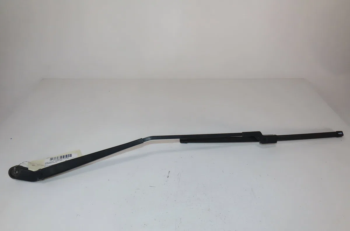 Bras essuie-glace avant droit Volkswagen POLO (9N_, 9A_) 1.2 12v (2001-2007) 5 portes occasion