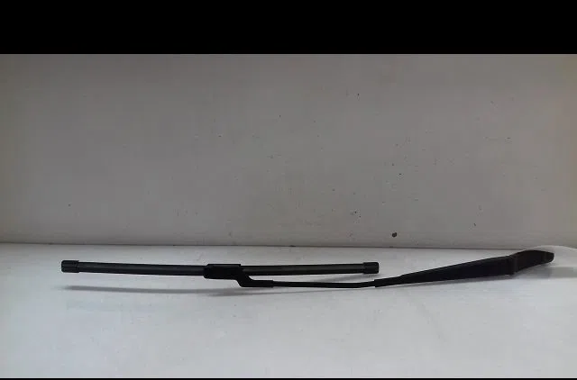 Bras essuie-glace avant droit Volkswagen TIGUAN (5N_) 1.4 tsi (2011-2018) occasion — photo 3