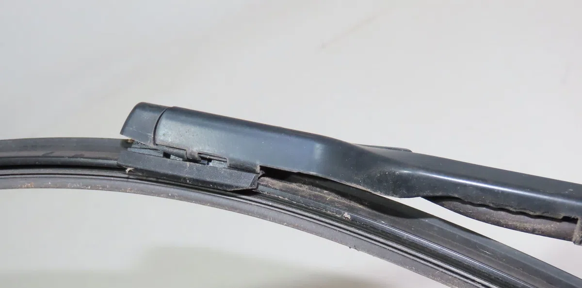 Bras essuie-glace avant droit Volvo XC40 (536) D3 (2018-2021) 5 portes occasion — photo 2