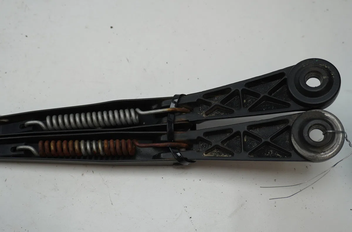 Bras essuie-glace avant Fiat PUNTO (176_) 1.2 16v (1997-1999) occasion — photo 2