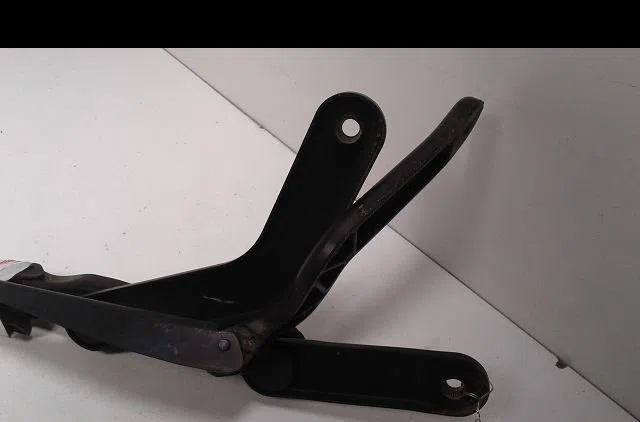 Bras essuie-glace avant Ford C-MAX (DM2) 1.6 tdci (2007-2010) 5 portes occasion — photo 2