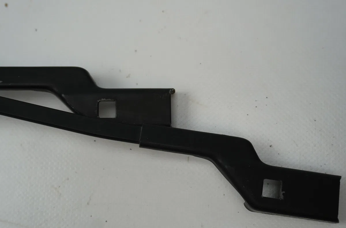Bras essuie-glace avant Ford KUGA I 2.0 tdci (2008-2012) 5 portes occasion — photo 2