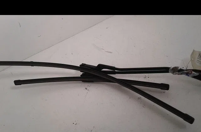 Bras essuie-glace avant Ford MONDEO IV (BA7) 1.8 tdci (2007-2015) occasion — photo 2