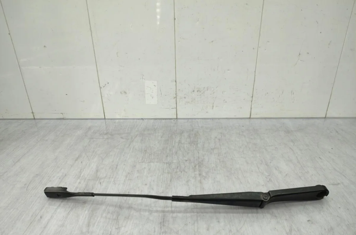 Bras essuie-glace avant gauche AUDI A1 1 PHASE 2 occasion