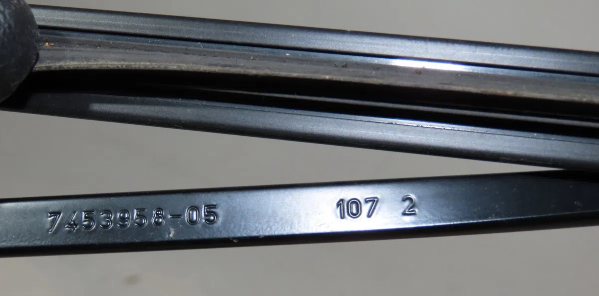 Bras essuie-glace avant gauche Bmw 1 (F40) 118 i (2019) 5 portes occasion — photo 2