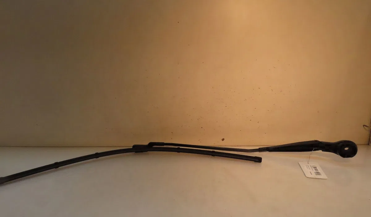 Bras essuie-glace avant gauche CITROEN C4 2014 occasion — photo 2