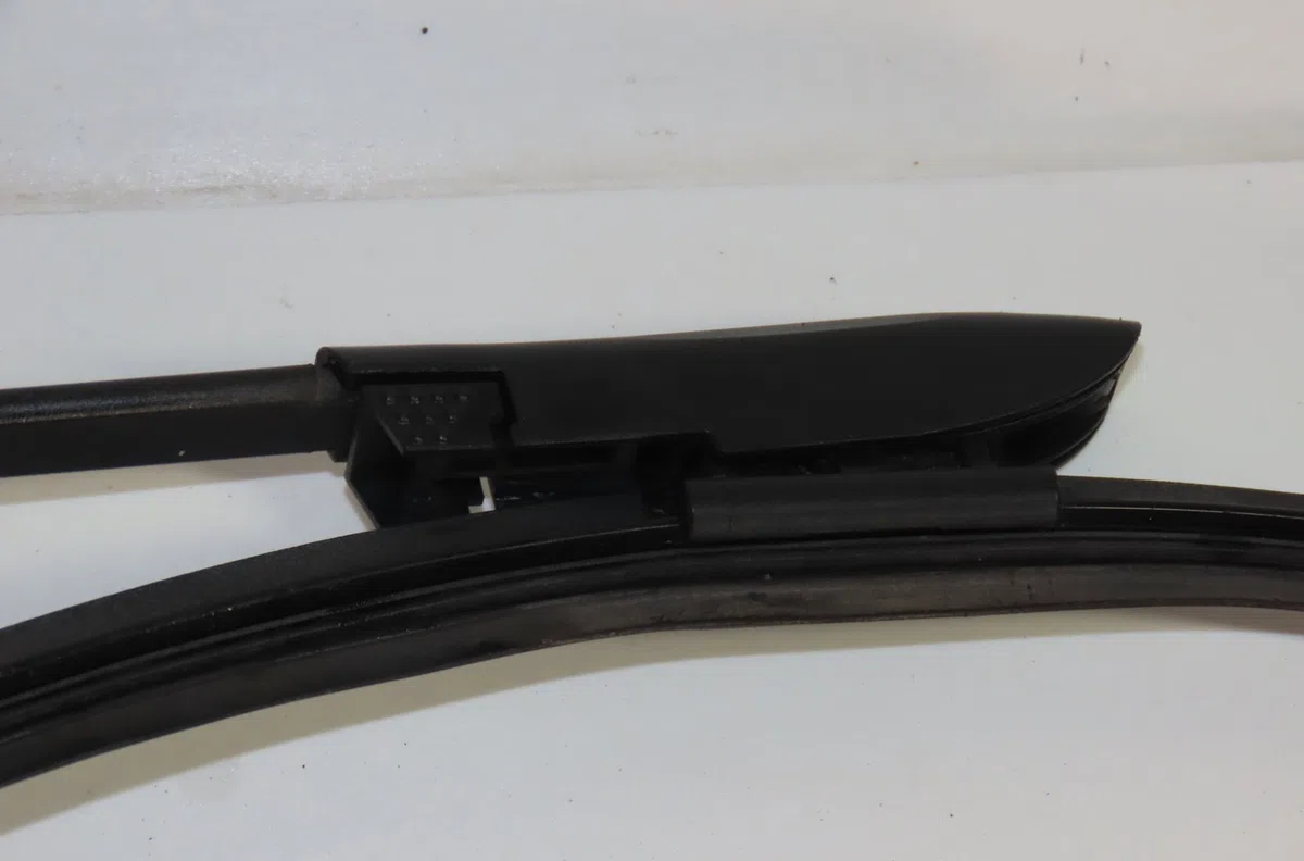 Bras essuie-glace avant gauche Citroën C4 GRAND PICASSO I (UA_) 1.6 hdi (2006-2011) 5 portes occasion — photo 3