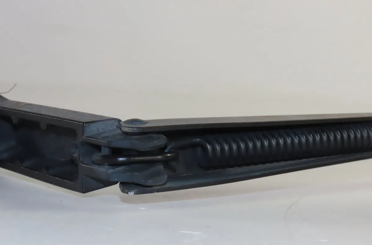 Bras essuie-glace avant gauche Citroën C4 GRAND PICASSO I (UA_) 1.6 hdi (2006-2011) 5 portes occasion — photo 4