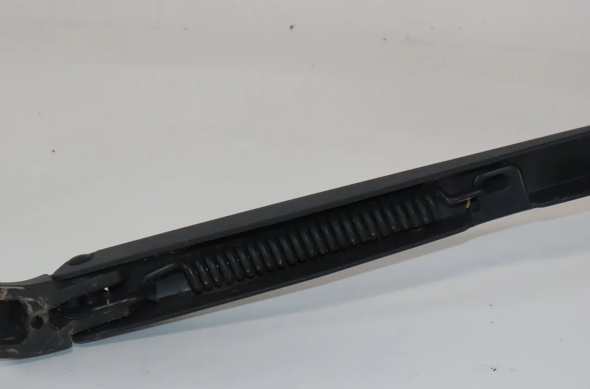 Bras essuie-glace avant gauche Citroen C4 I (LC_) 1.6 hdi (2004-2011) 5 portes occasion — photo 2