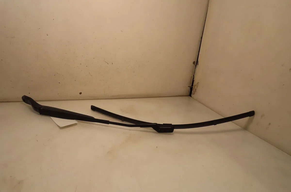 Bras essuie-glace avant gauche Citroën C4 III (BA_, BB_, BC_) 1.5 bluehdi 130 (bbyhzb) (2020) occasion — photo 4