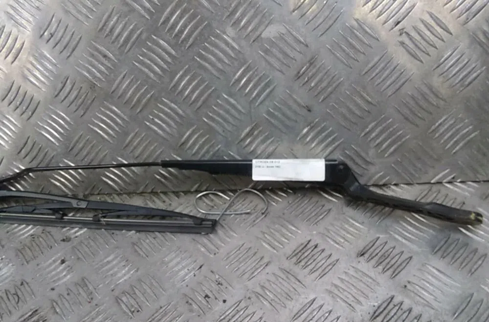 Bras essuie-glace avant gauche Citroen XM (Y3) 2.1 d 12v (1989-1994) occasion — photo 2
