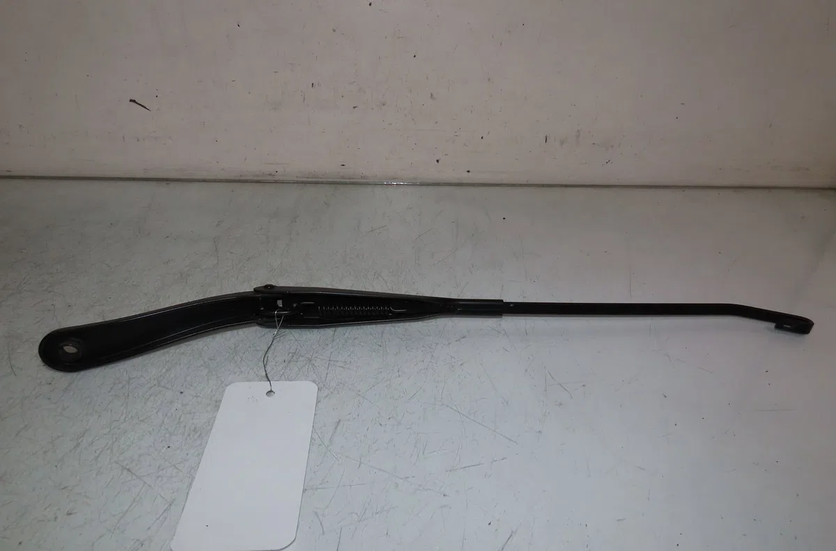 Bras essuie-glace avant gauche Dacia DUSTER (HS_) 1.5 dci 4x4 (hsmc, hsmd) (2010-2018) 5 portes occasion — photo 2