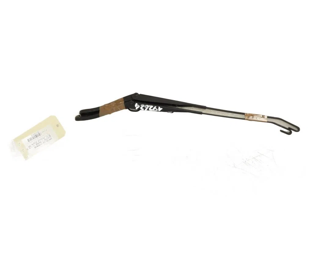 Bras essuie-glace avant gauche Dacia DUSTER (HS_) 1.5 dci (hsmc) (2010-2018) occasion