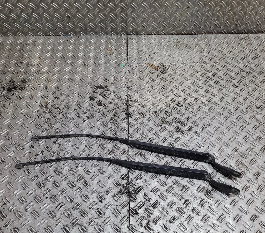 Bras essuie-glace avant gauche Fiat DUCATO Camionnette (244_) 2.3 jtd (2001-2006) occasion