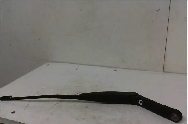 Bras essuie-glace avant gauche FIAT PANDA II Phase 1 09-2003--12-2012 1.1i occasion — photo 2