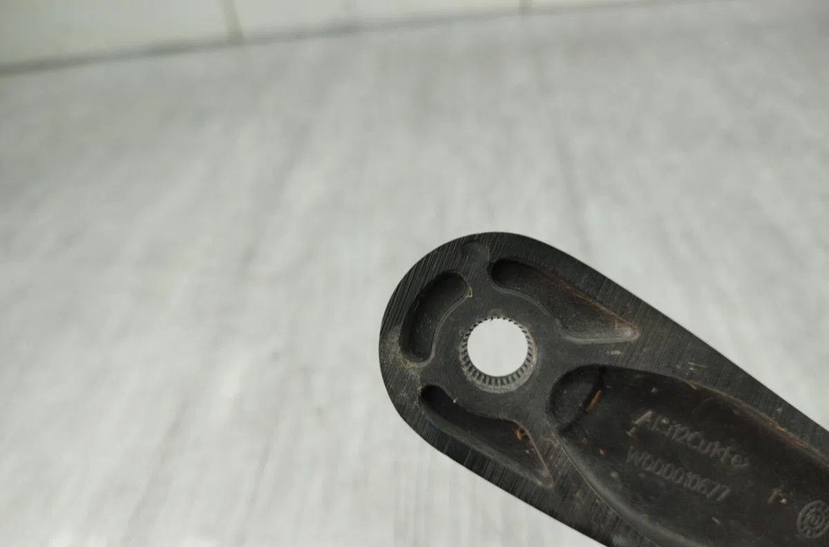 Bras essuie-glace avant gauche FORD GRAND C-MAX 2 PHASE 1 occasion — photo 2