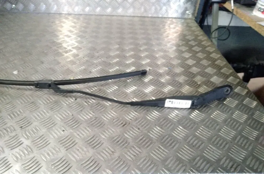 Bras essuie-glace avant gauche Ford MONDEO IV (BA7) 1.8 tdci (2007-2015) occasion — photo 2