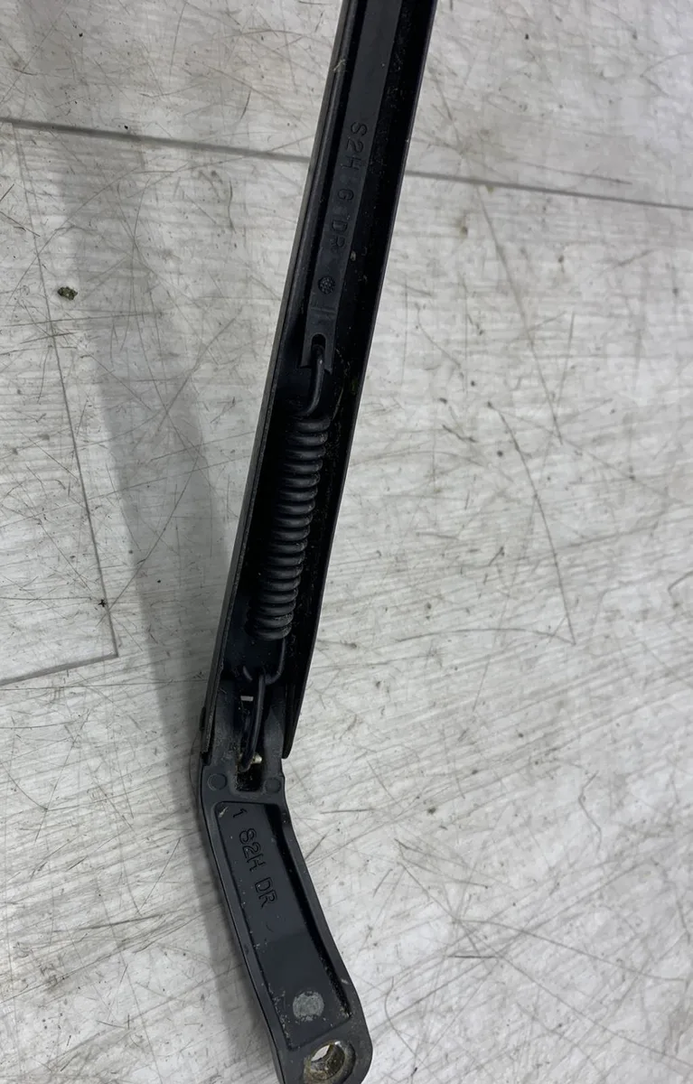 Bras essuie-glace avant gauche HONDA HR-V 1 PHASE 1 occasion