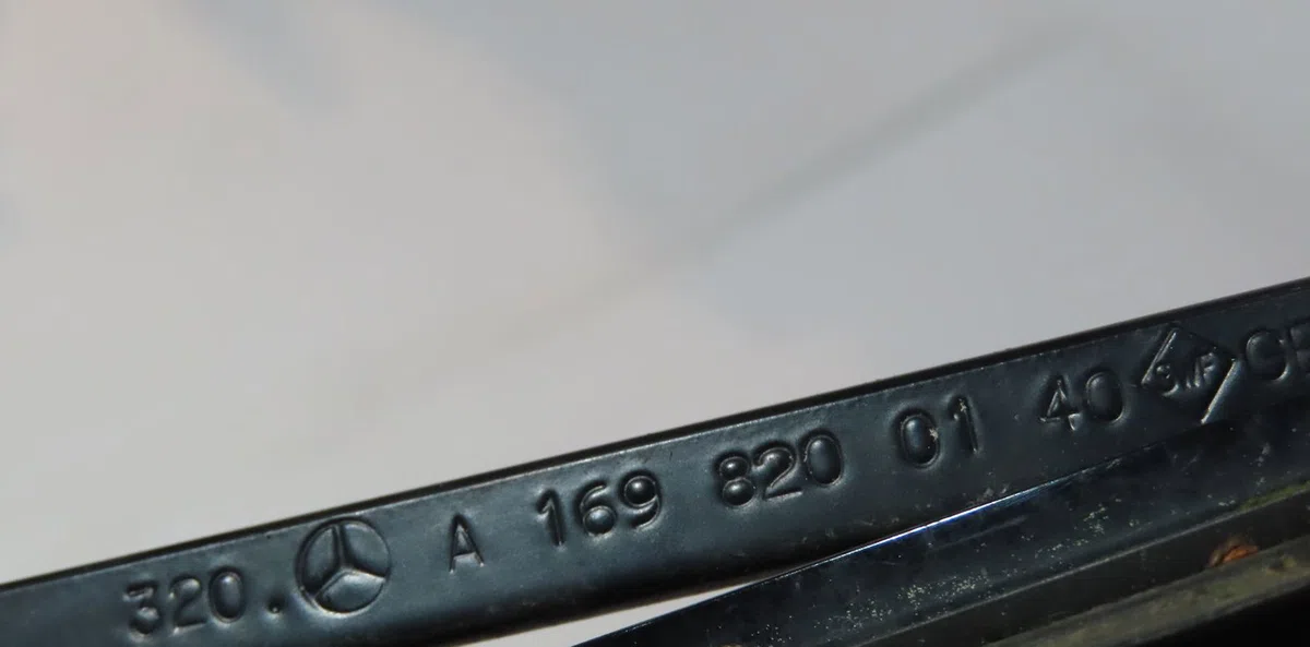 Bras essuie-glace avant gauche Mercedes-benz CLASSE A (W169) A 160 (169.031, 169.331) (2009-2012) occasion — photo 2