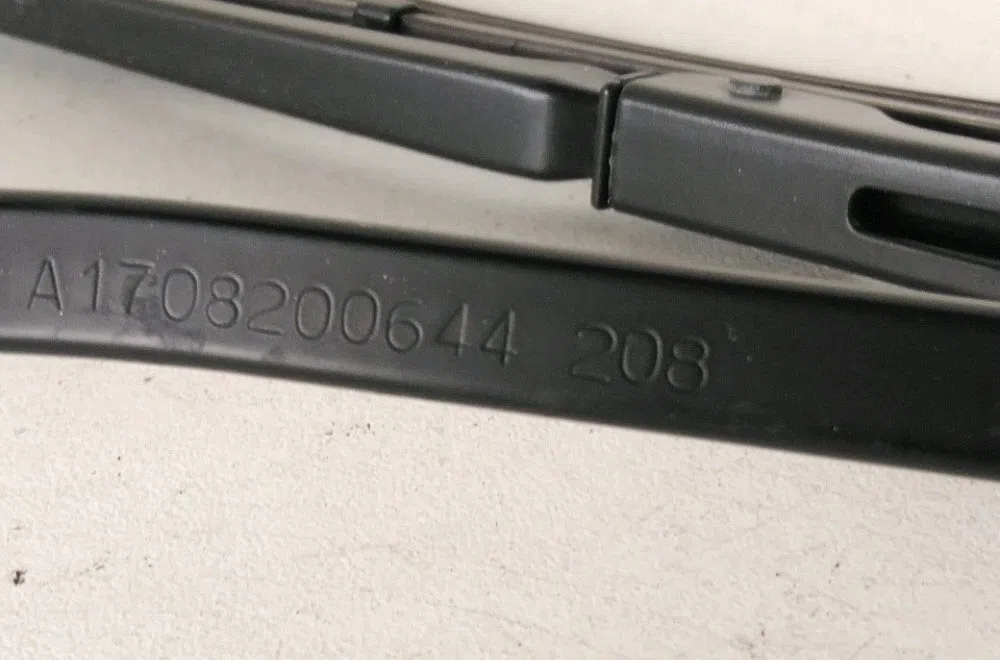 Bras essuie-glace avant gauche Mercedes-benz SLK (R170) 200 (170.435) (1996-2000) occasion — photo 3